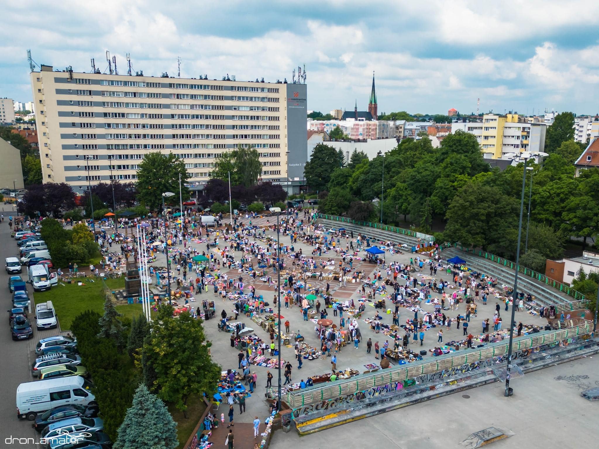 Wrześniowa wyprzedaż garażowa