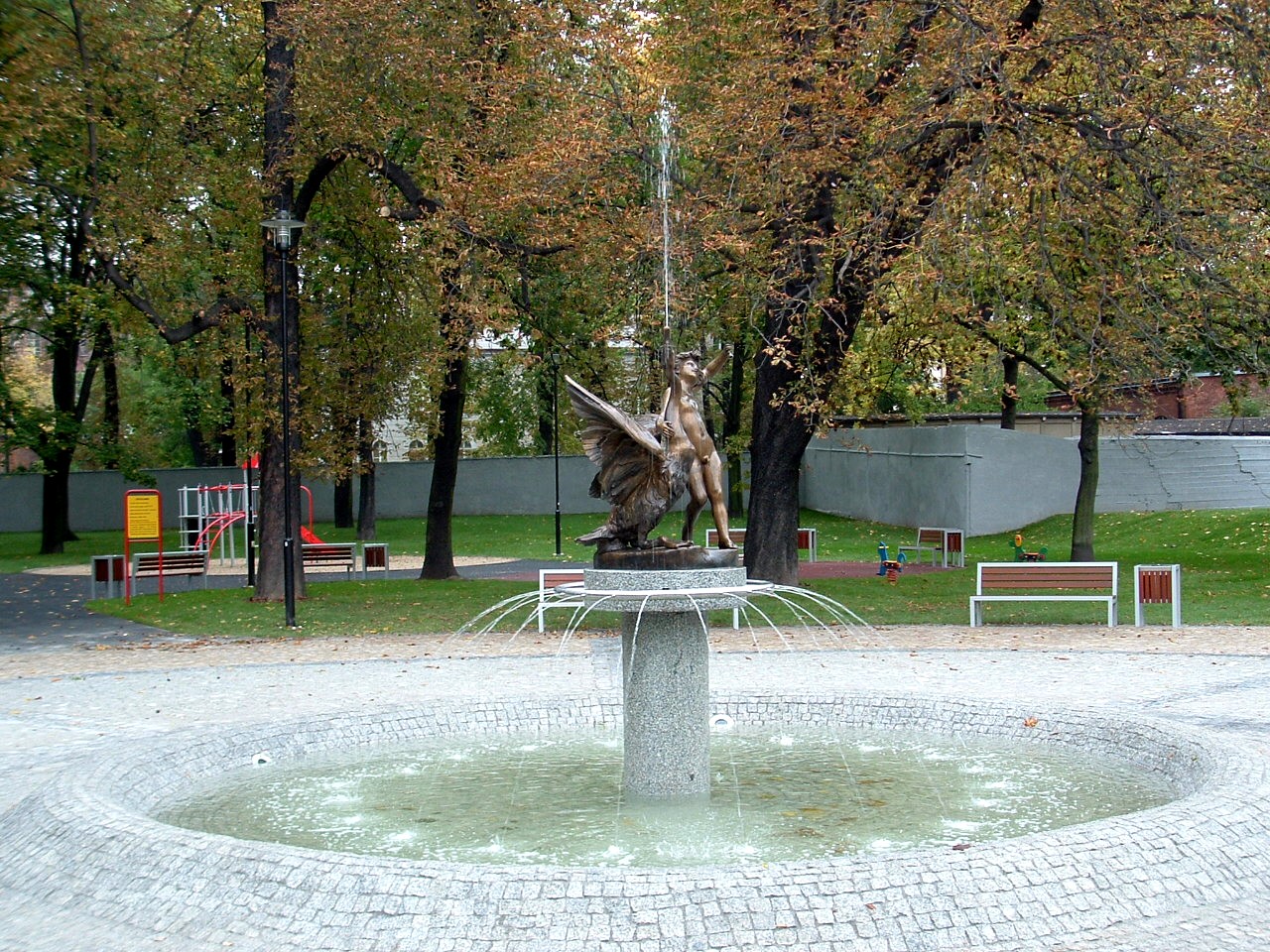 Modernizacja placu zabaw na skwerze Dessau